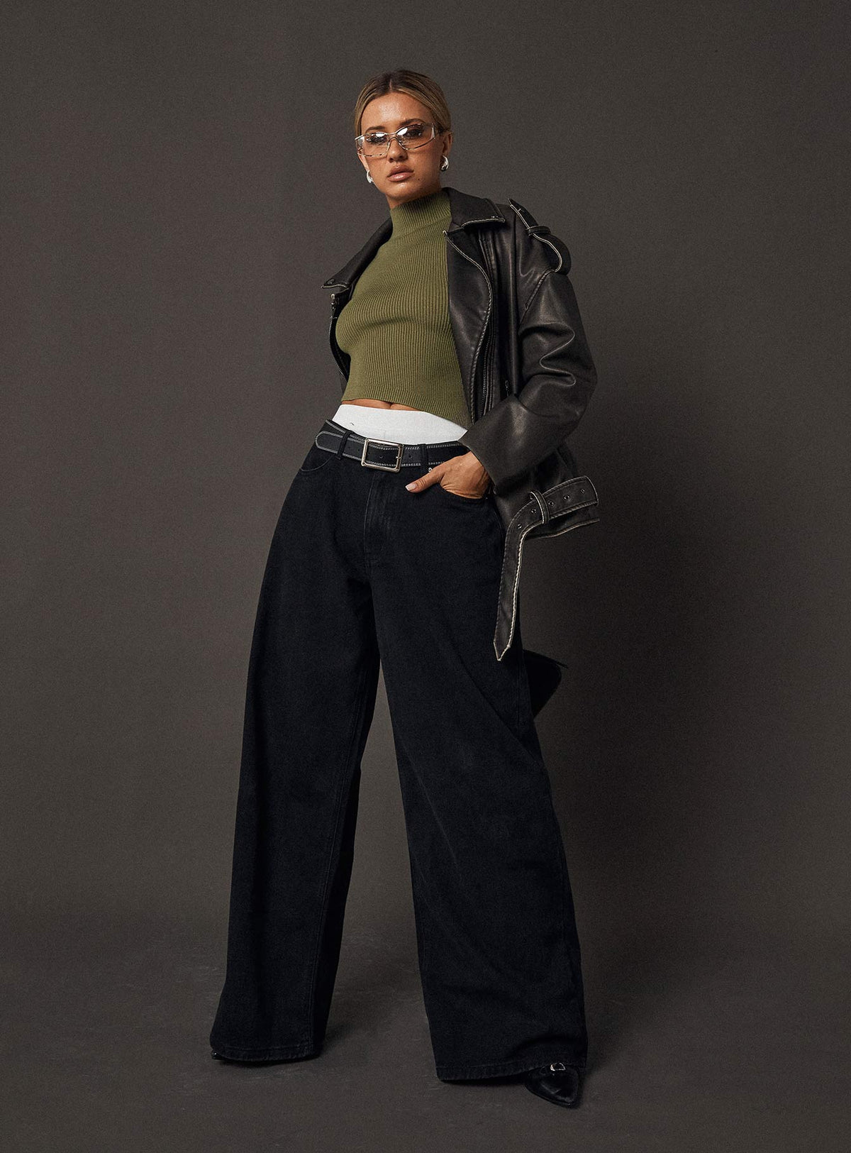 Naylor Mid Rise Wide Leg Jeans Washed Black Tall