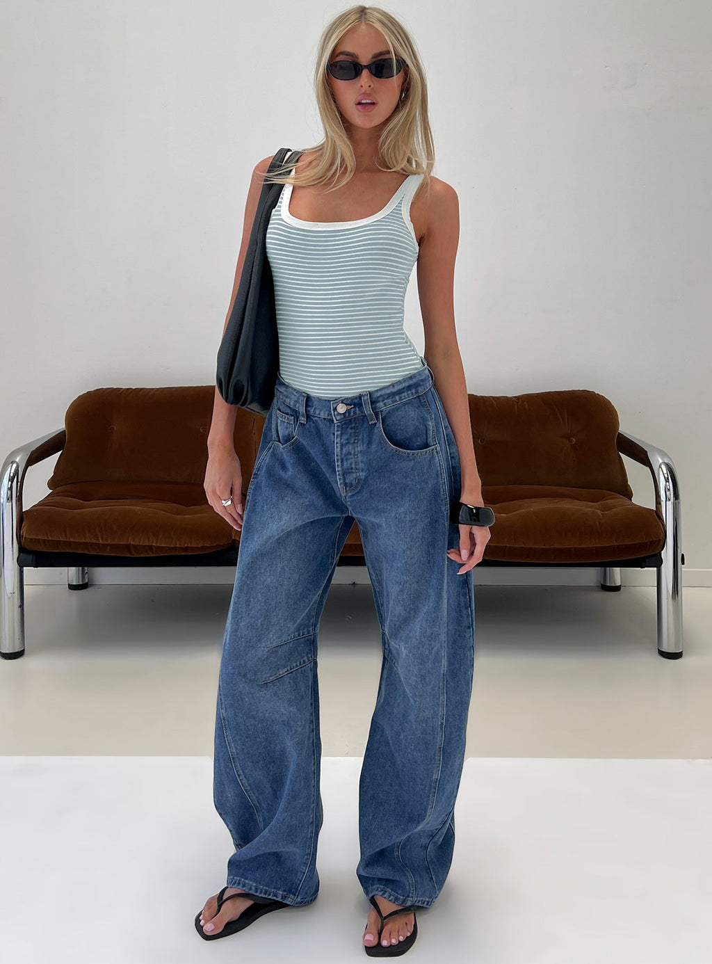 Normana Mid Rise Cropped Barrel Jeans Mid Blue Wash