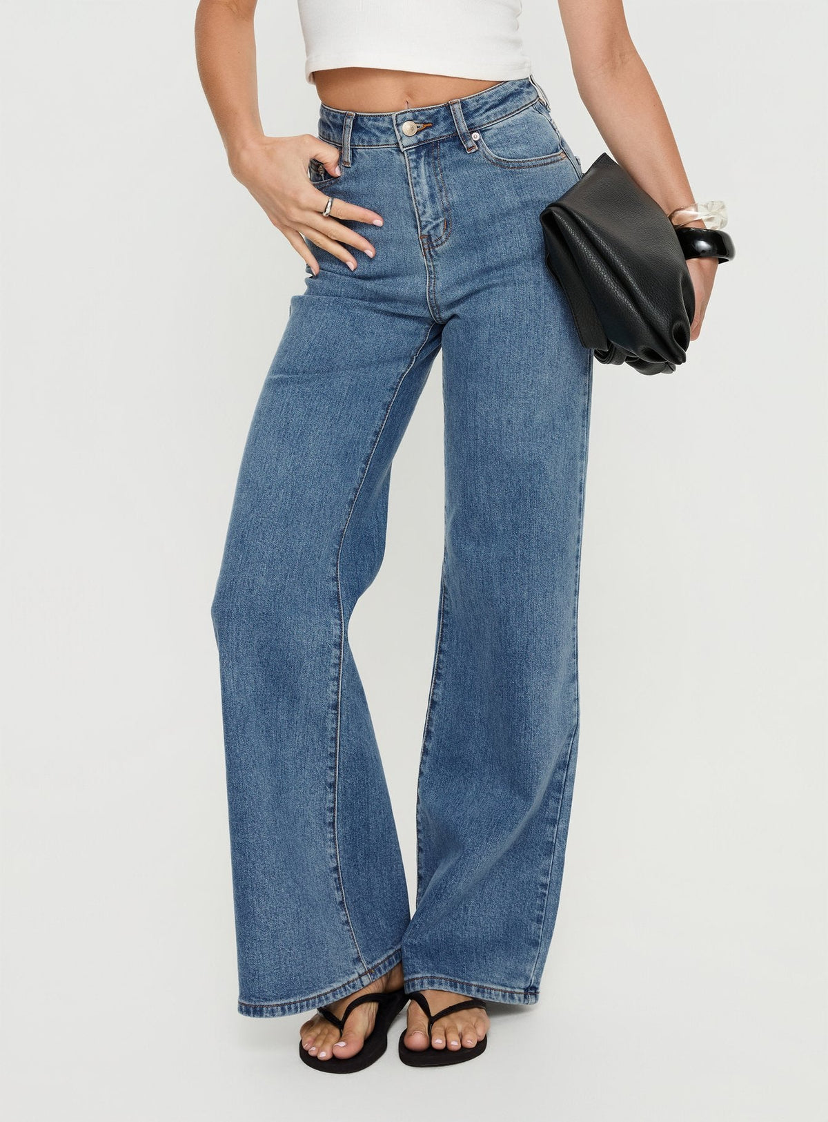 Thearlie High Rise Flared Jeans Mid Blue Wash