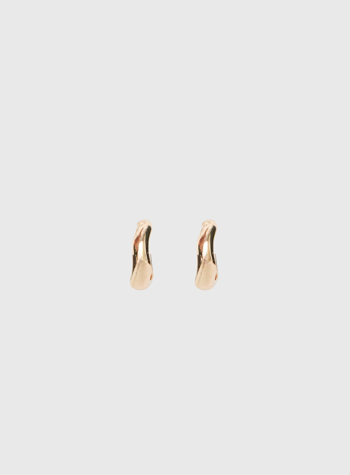 Orellia Ear Cuff Gold