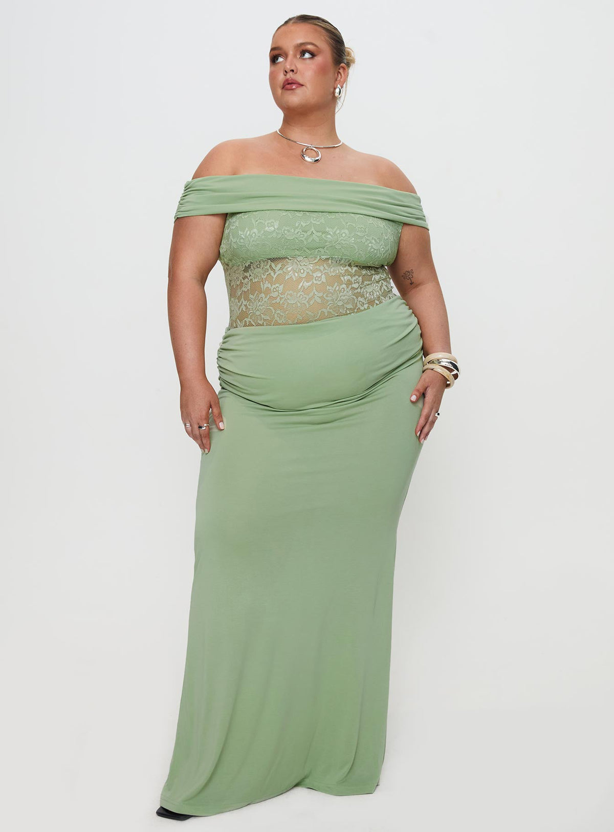 Gwendolen Off The Shoulder Maxi Dress Green Curve