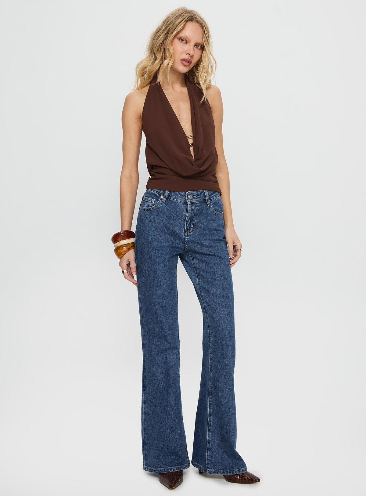 Magic Mirror Mid Rise Bootleg Jeans Mid Blue Wash