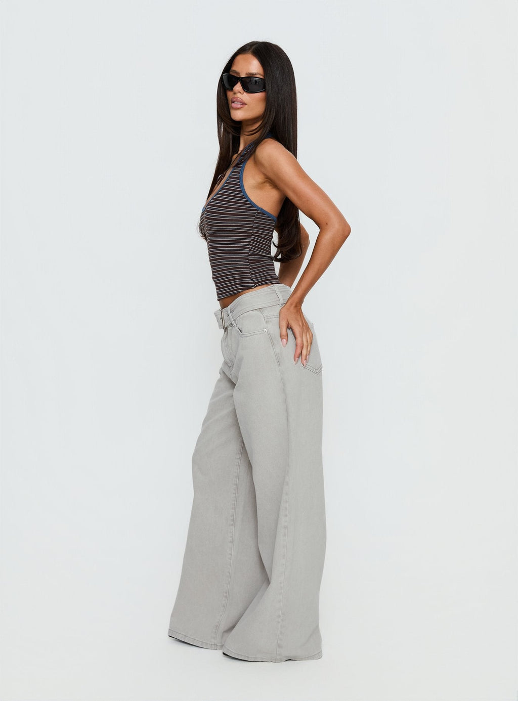 Katlin Mid Rise Wide Leg Buckle Detail Jeans Grey Wash