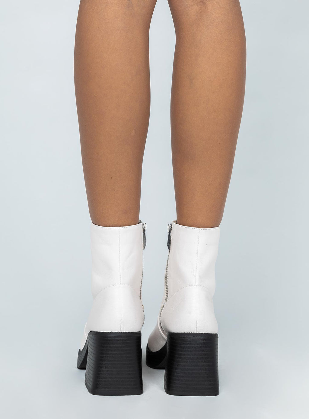 Halo Boots White