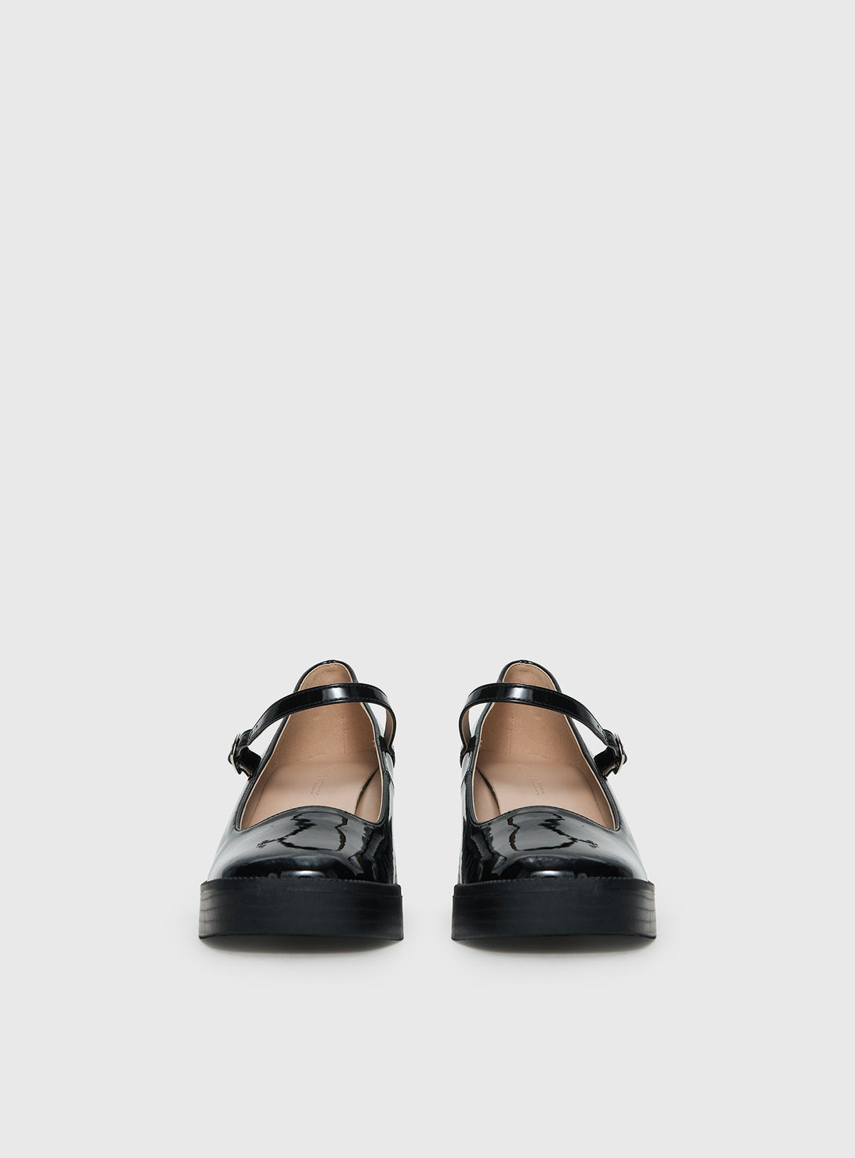 Regie Heels Black