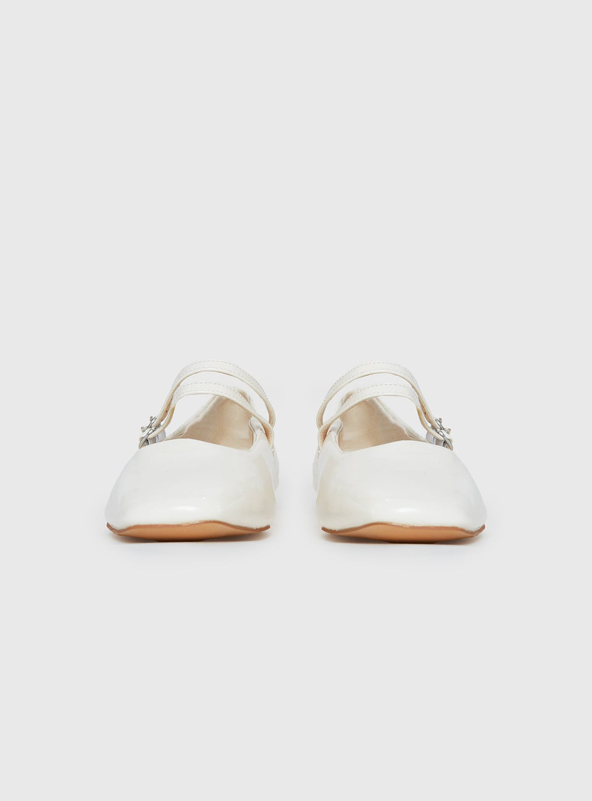 Billini Finnegan Ballet Flats Bone Patent