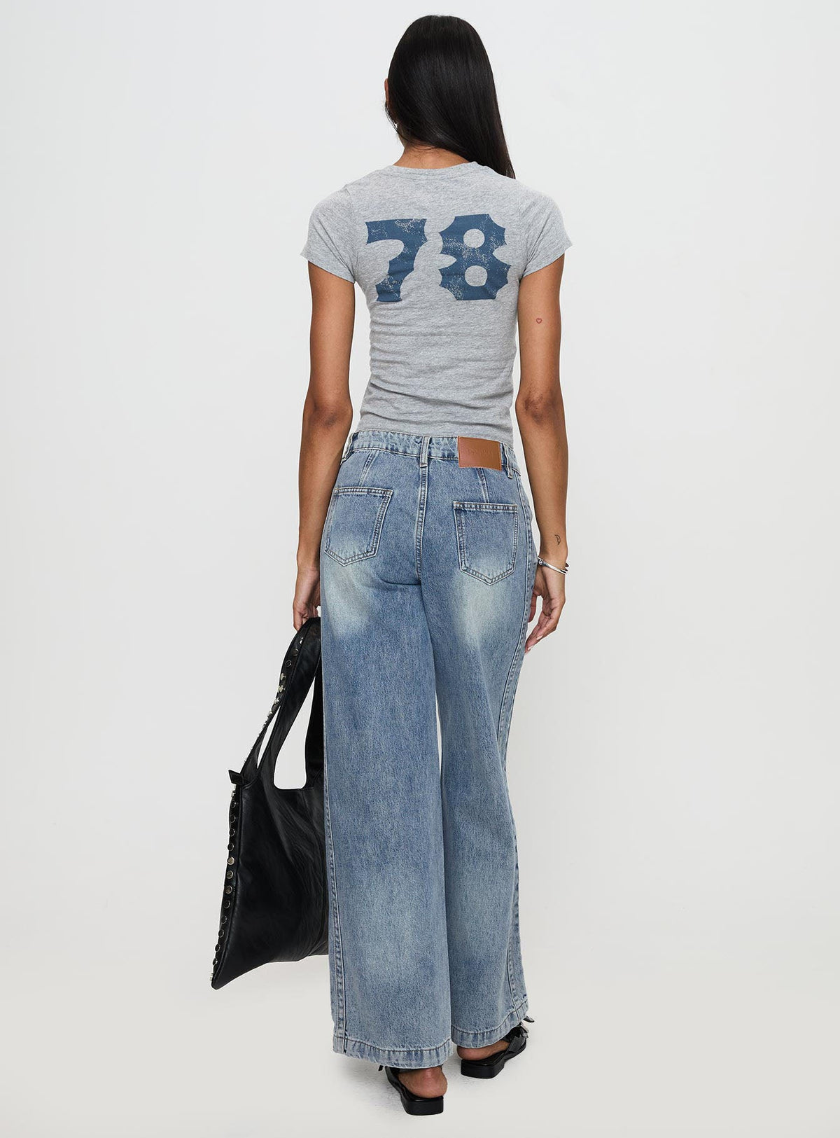 Skipper Low Rise Wide Leg Jeans Vintage Blue