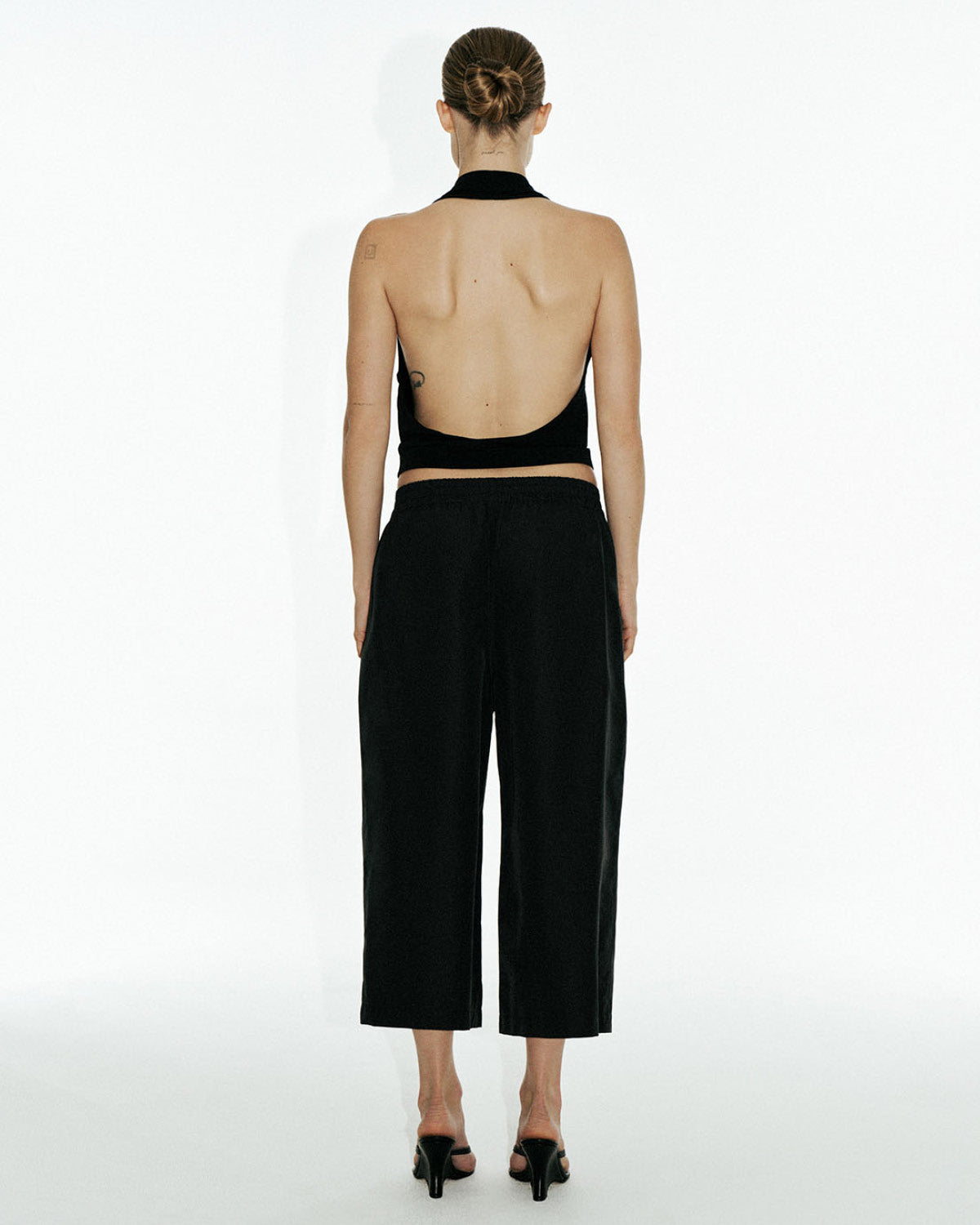 Crosswalk Halter | Black