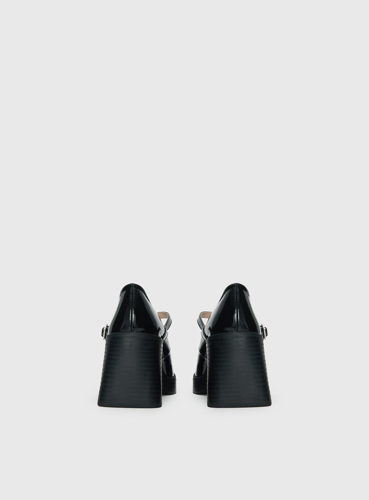 Regie Heels Black