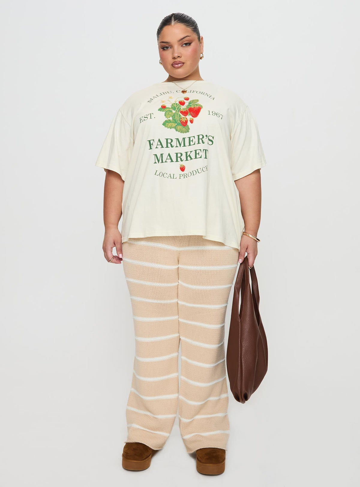 Local Produce Tee Cream Curve