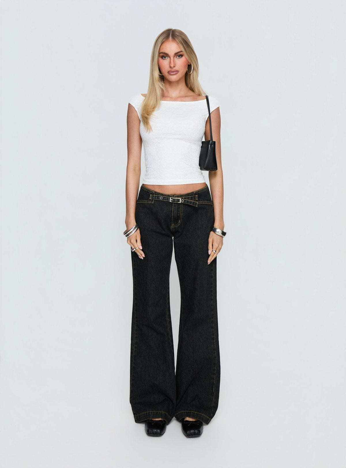 Slow Ride Mid Rise Bootleg Belted Jeans Grunge Wash