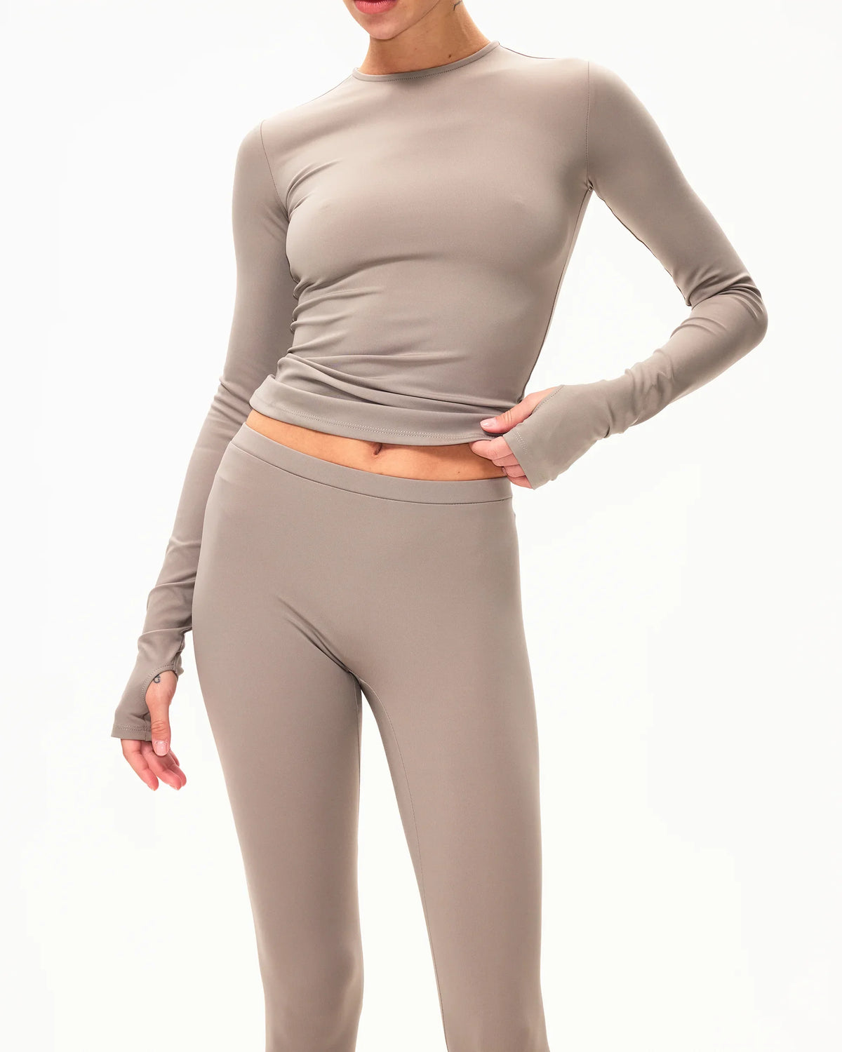 Long Sleeve Thumb Hole Tee | Cement