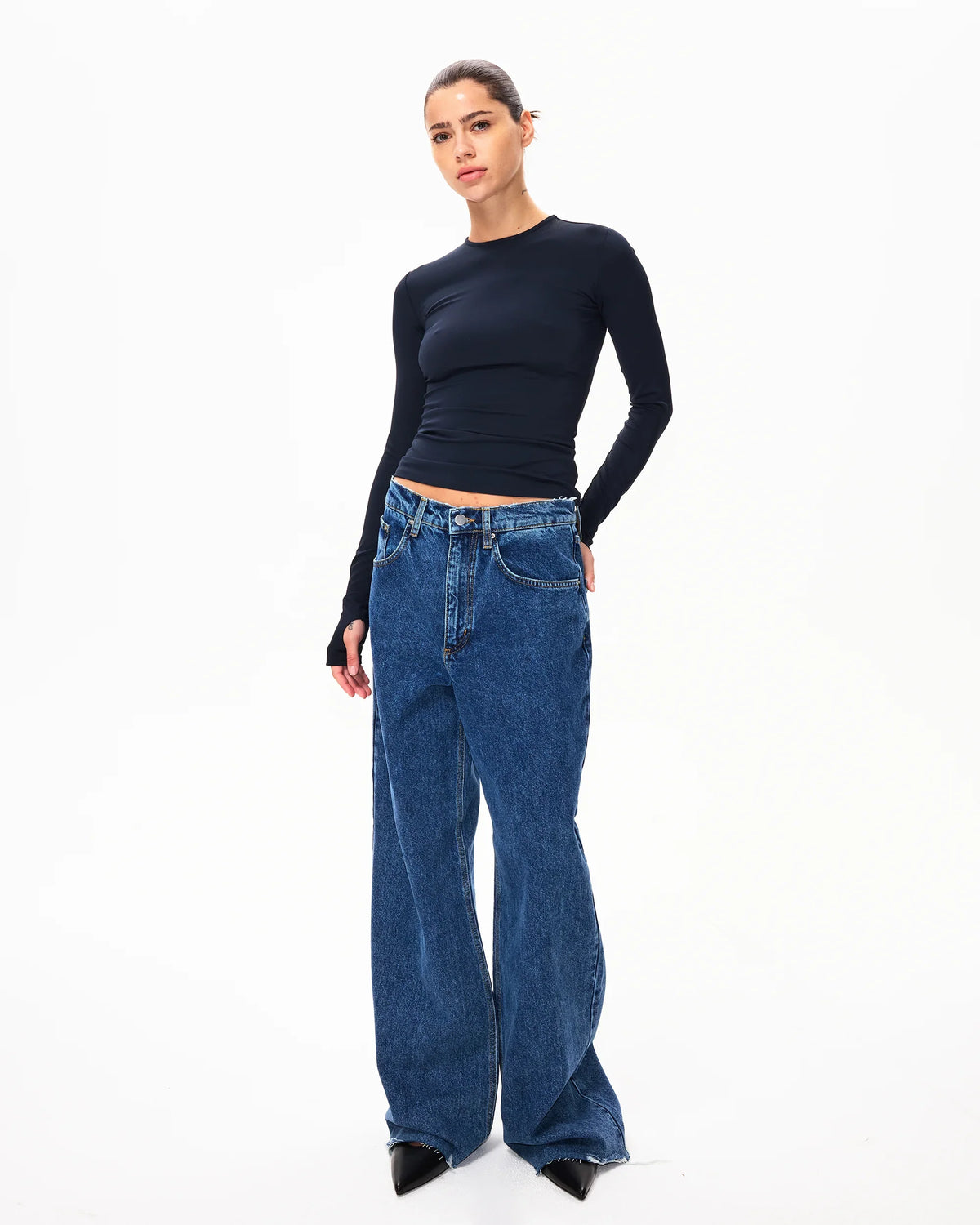 Long Sleeve Thumb Hole Tee | Midnight